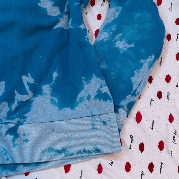 Blue tie-dye sweater - Picture 4 of 8